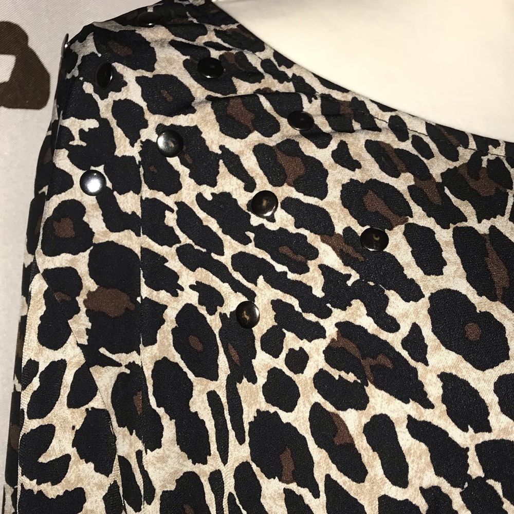 Leapord Studded Top